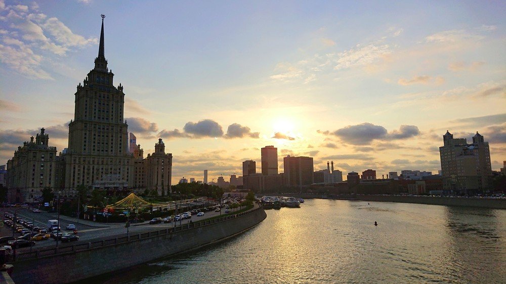 Набережная Тараса Шевченко.