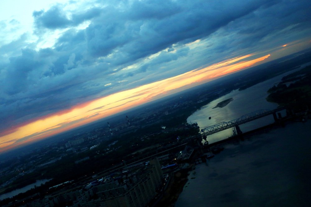 Пролетая над...