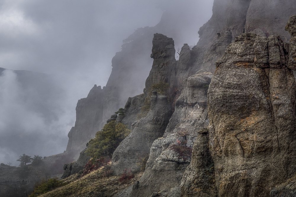 Привидения Демерджи во всей красе