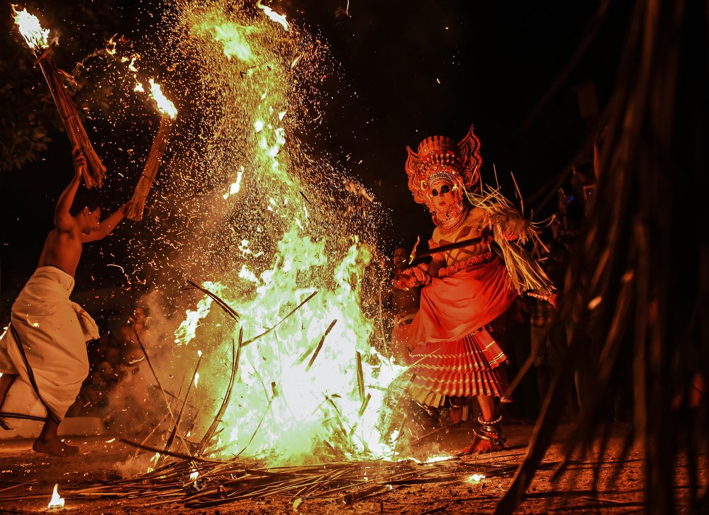 Kandanar Kelan Vellattam