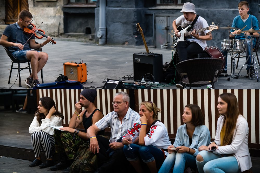 Performers and spectators