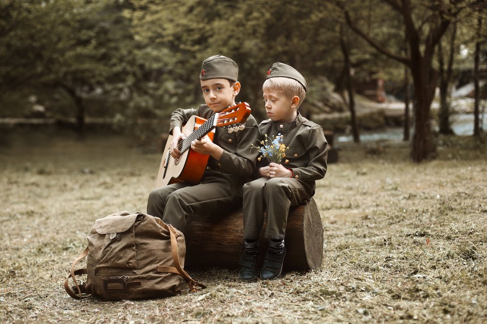 братья-солдаты