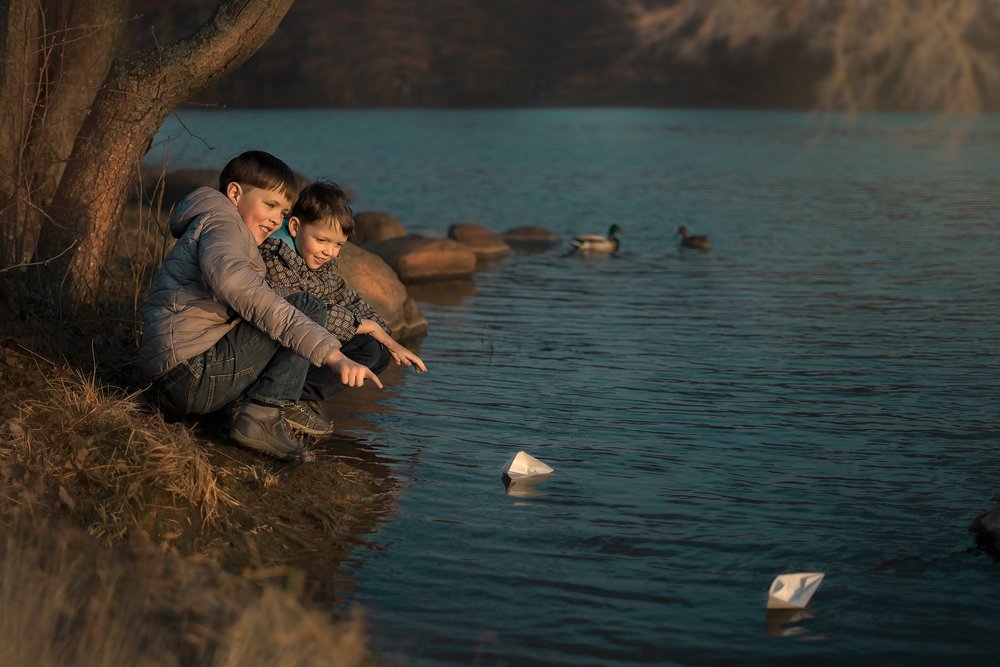 Белые кораблики