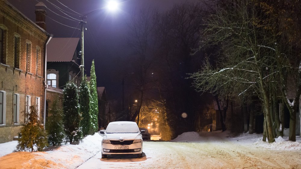 Ночь, улица, фонарь, машина...