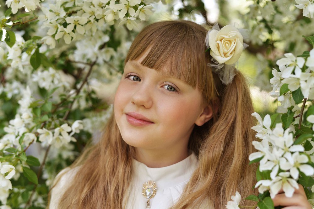 Анастасия и май