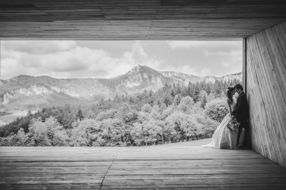 Slovakia wedding Sulov rocks