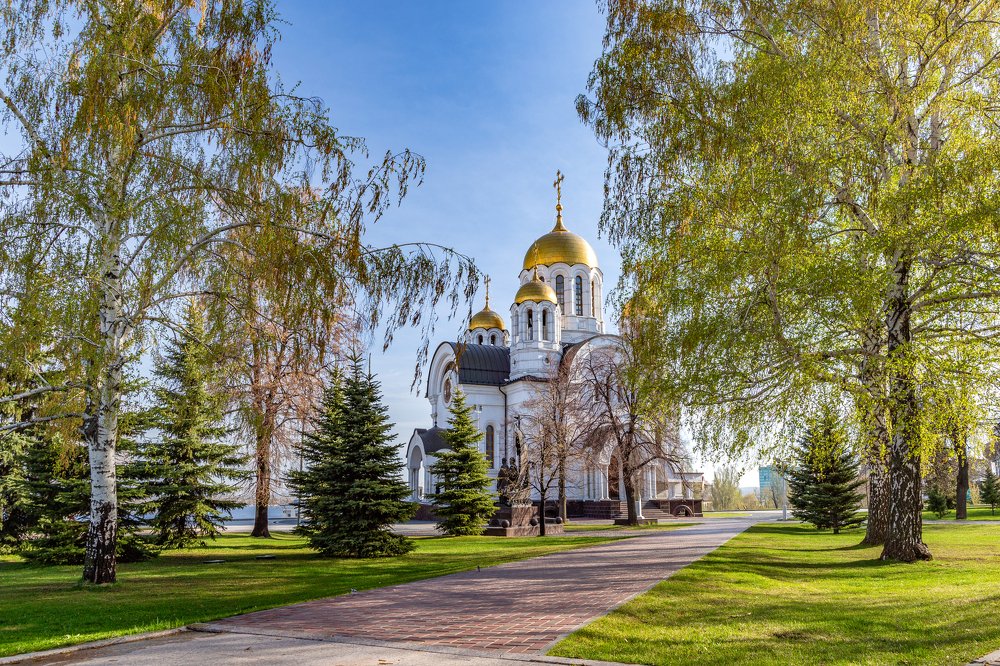 Храм на рассвете