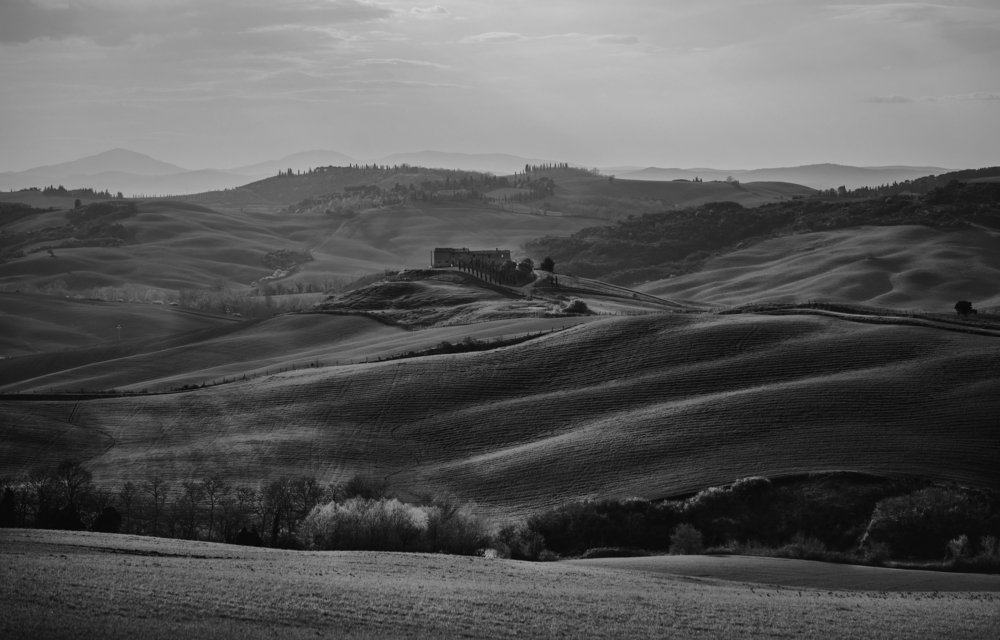 a day between Tuscany hills