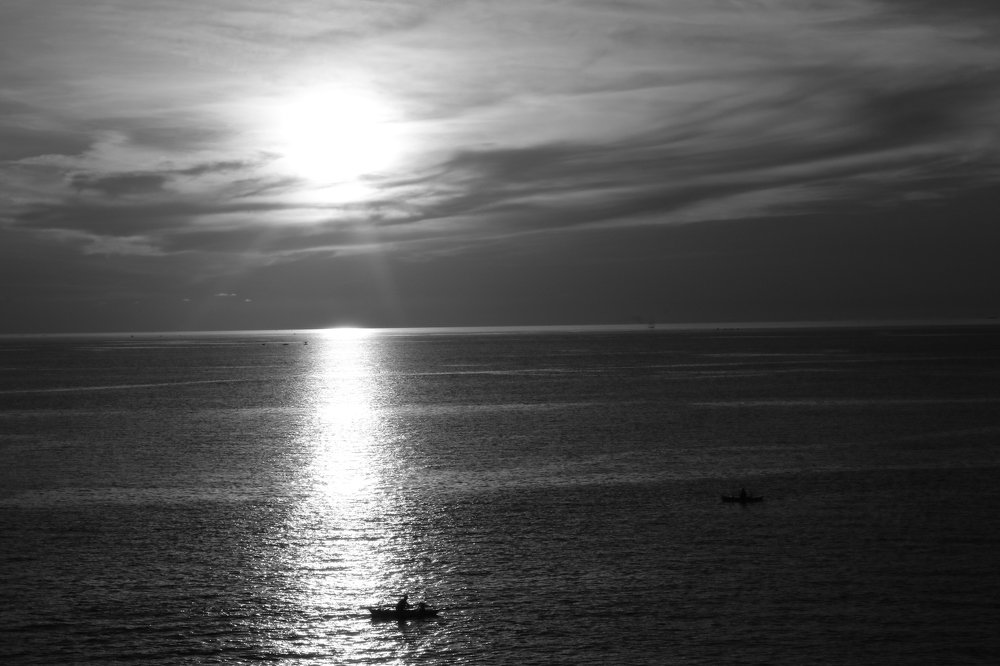 Sunset 'n boat 2