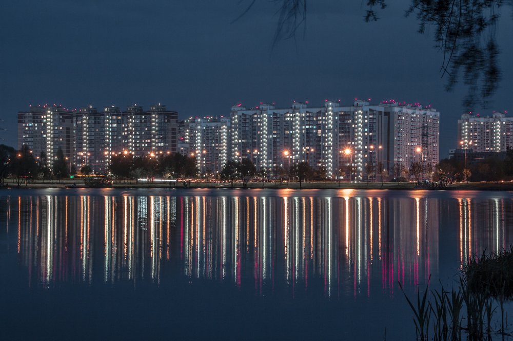 Отражение города