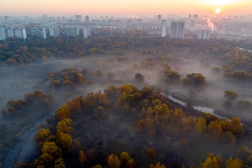 Доброе утро, Москва.  Good morning, Moscow.