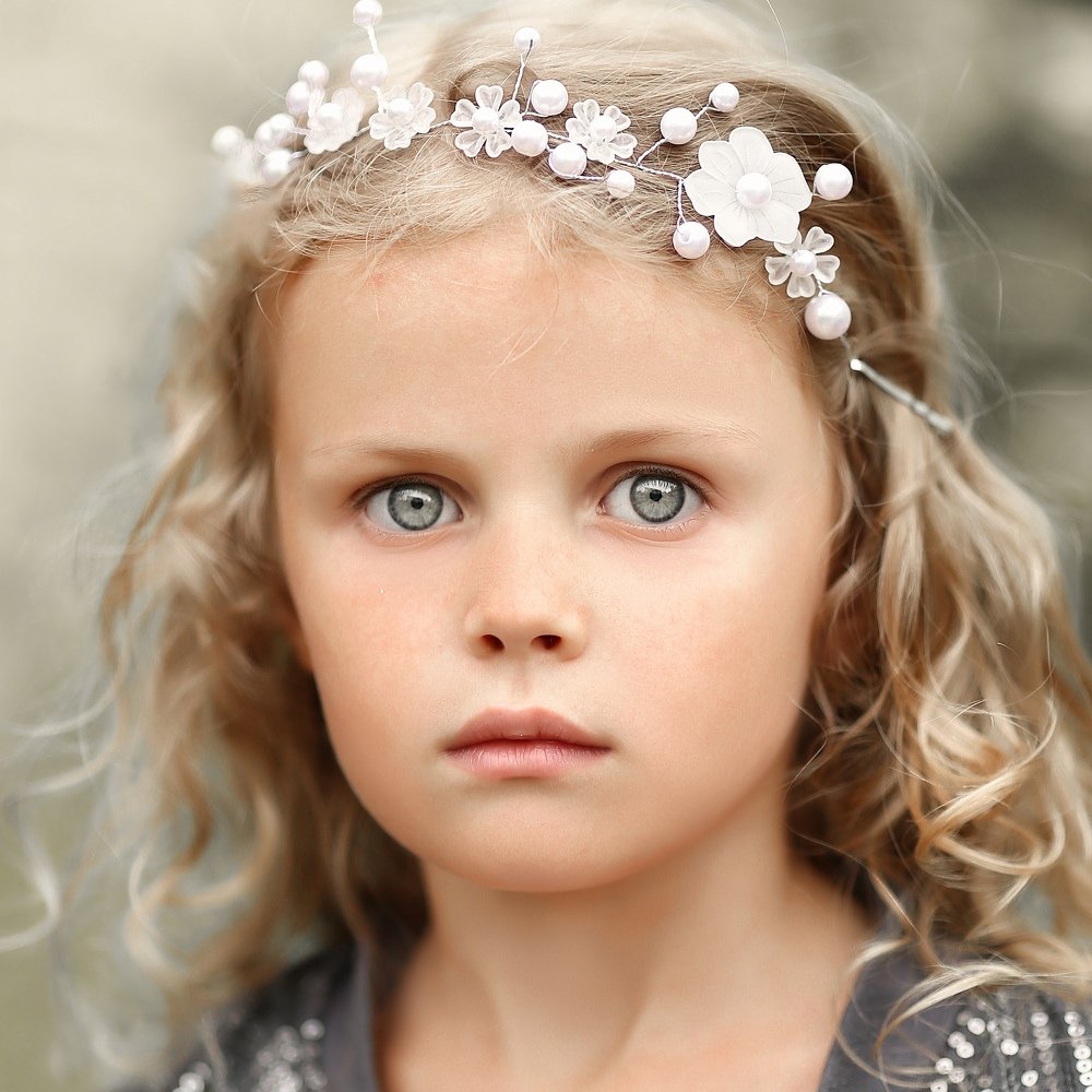 Космическая девочка Арина