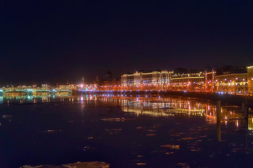 Ночные огни Санкт-Петербурга