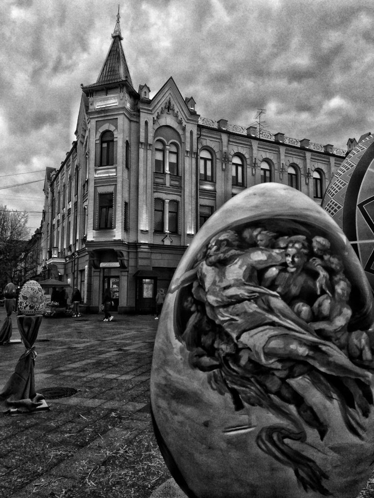 Архітектура - несе всобі багато цікавого ...слід просто помітити це