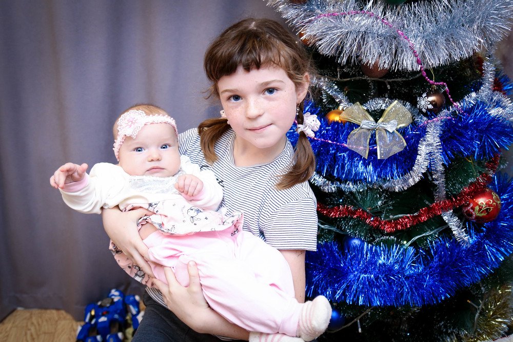 Две сестренки