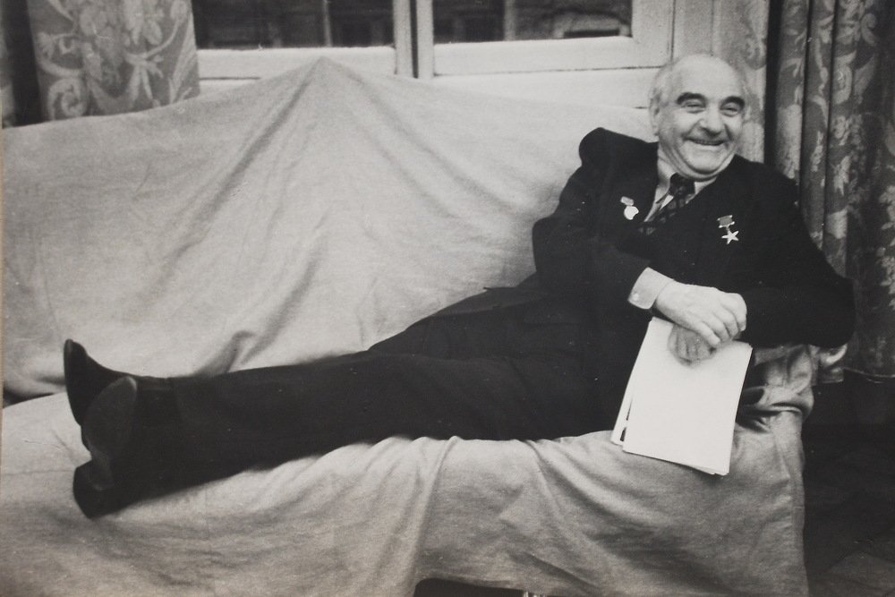 Портрет Михаила Константиновича Аникушина.