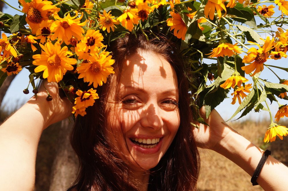 A woman with a wreath