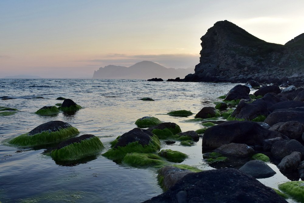 Скала с человеческими очертаниями
