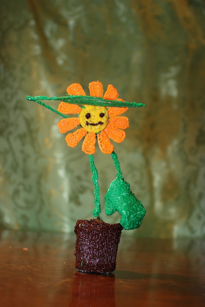 Цветок-боксёр "Кому-в-нос?"