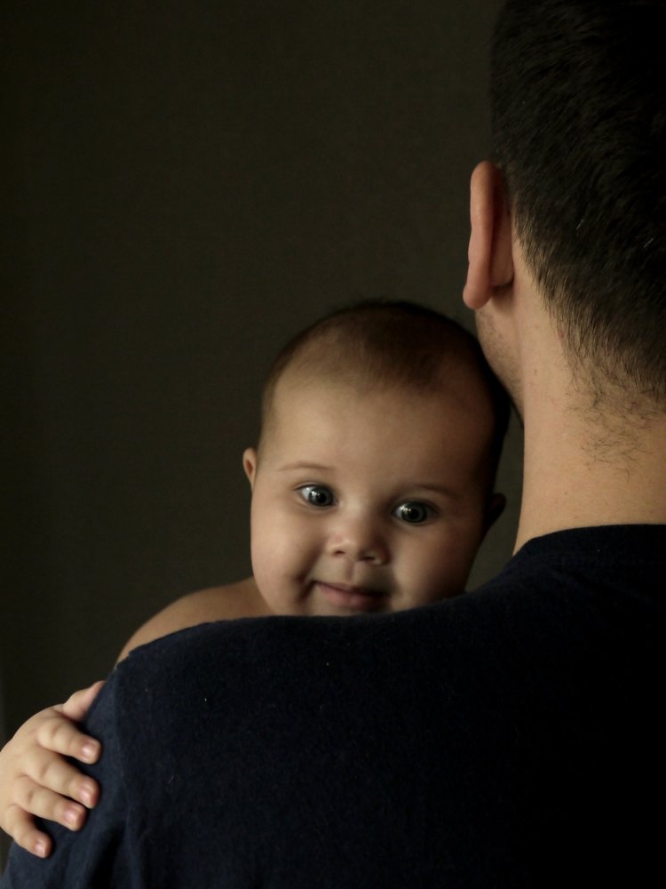 Папино плечо