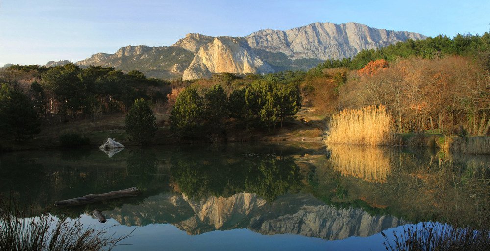Озеро над Алупкой
