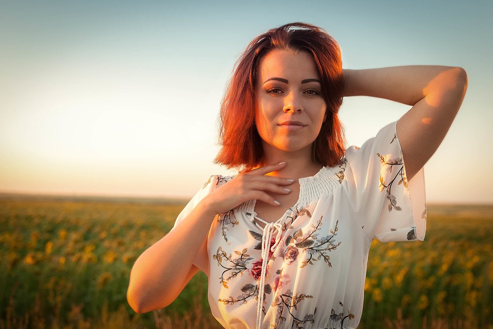 В объятии заката