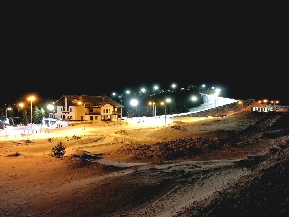 Нечкино ночью.