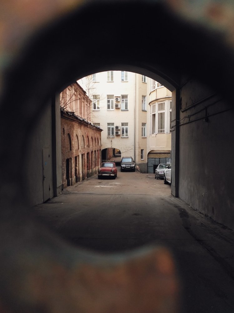 Московский дворик