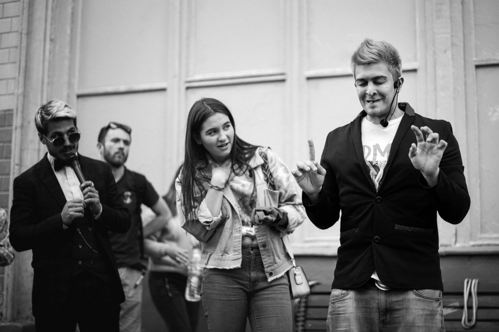 За секунду до...