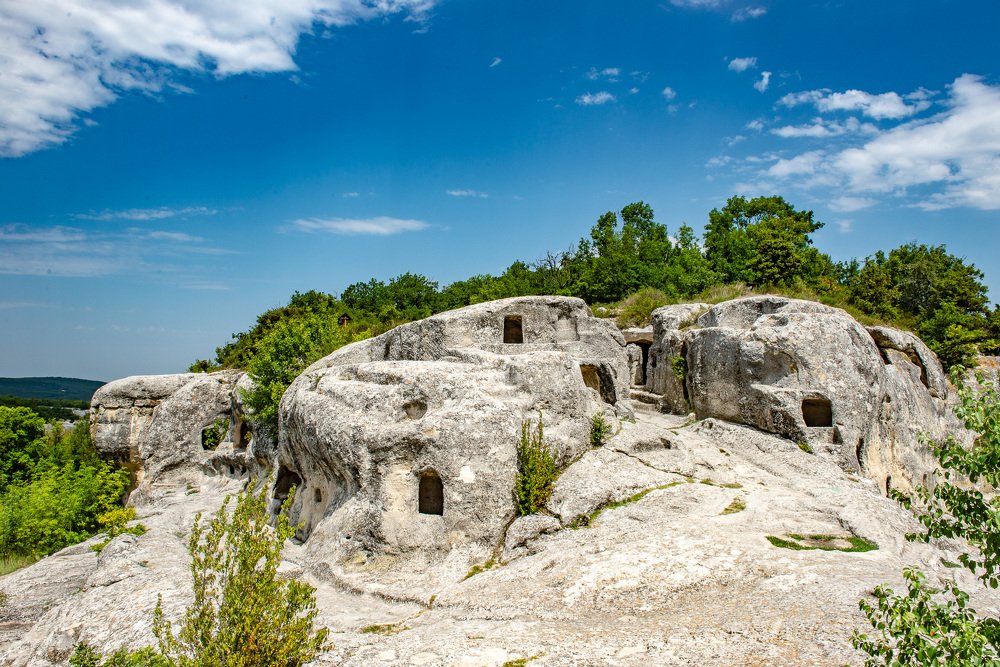 Эски кермен пещерный город