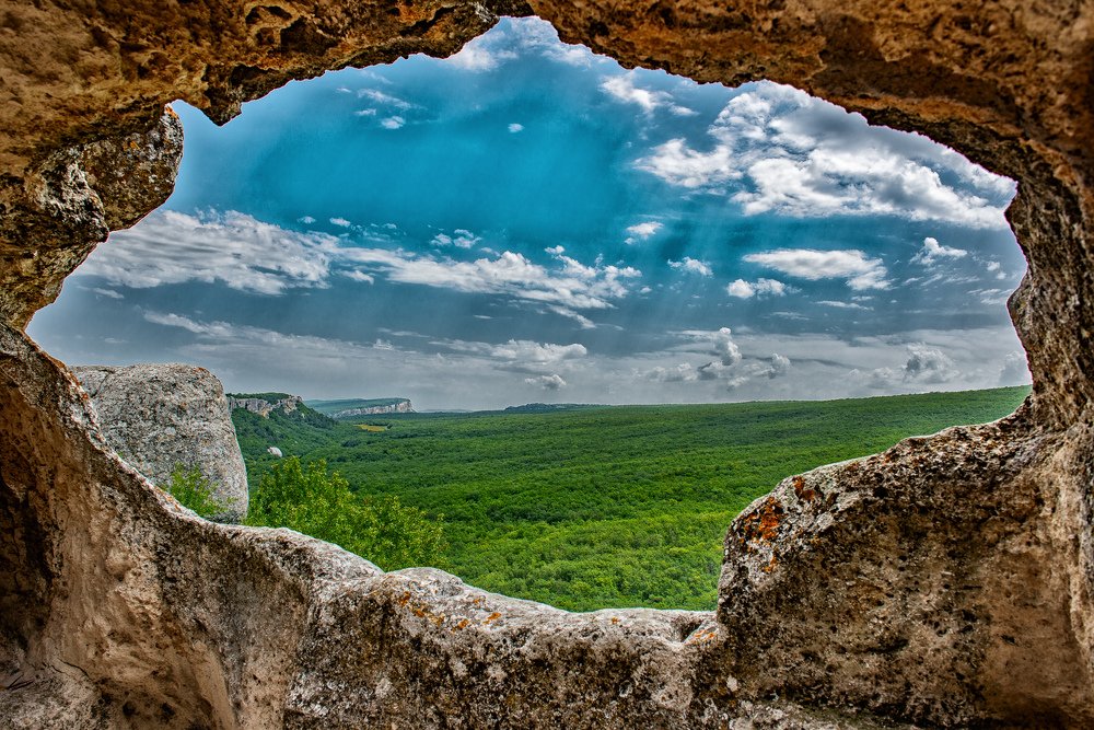 Эски кермен пещерный город