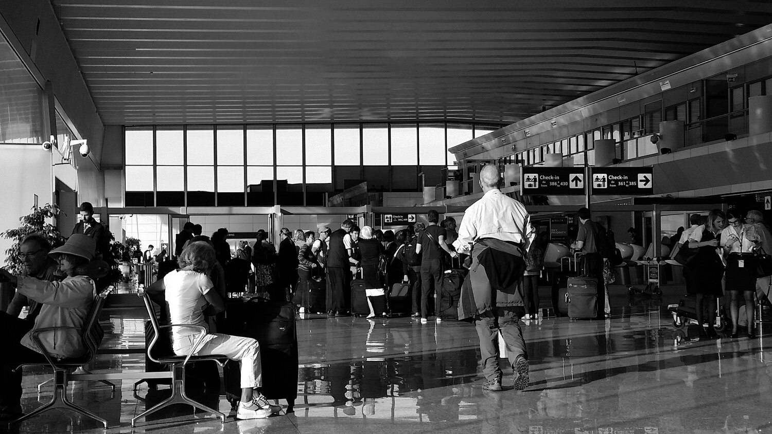 Waiting for flight..