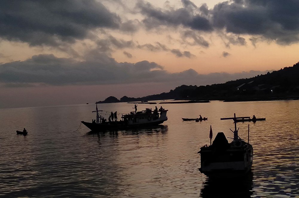 Morning Life of the fishermen