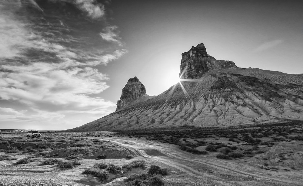 Белые чинки Устюрта