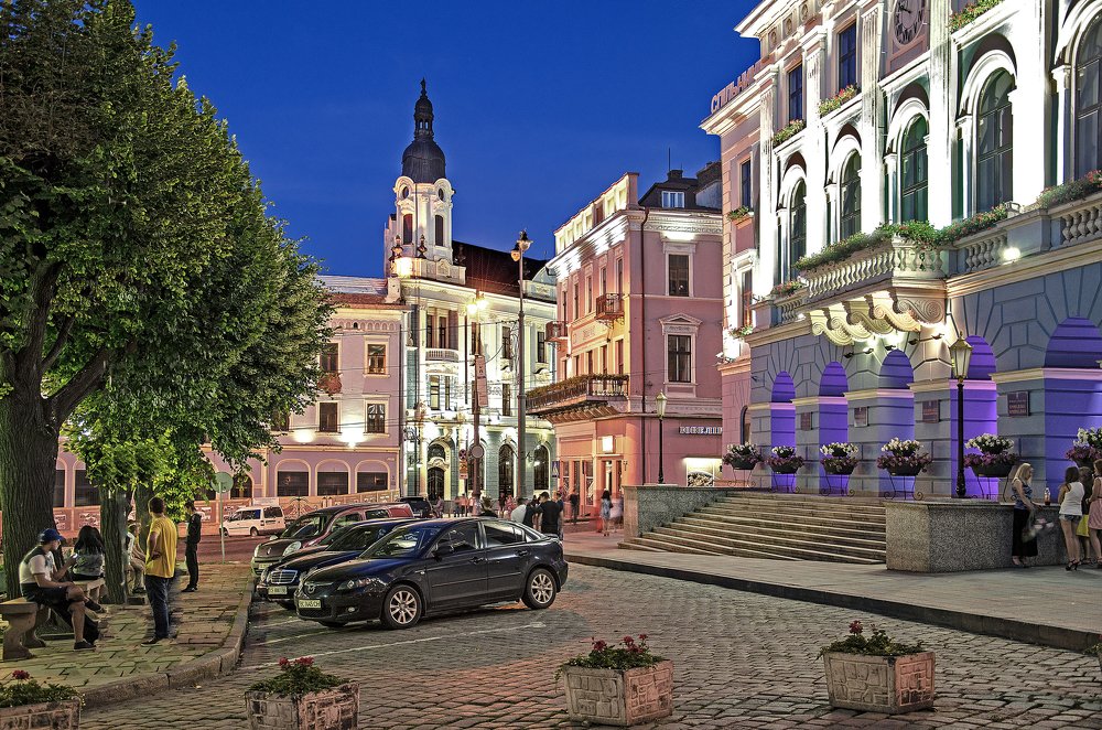 Черновцы вечерние.