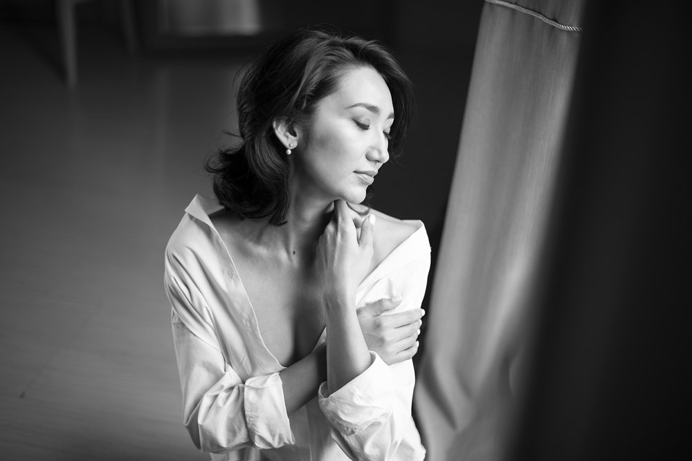 И дольше века длится день