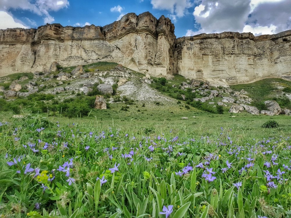 Белая скала