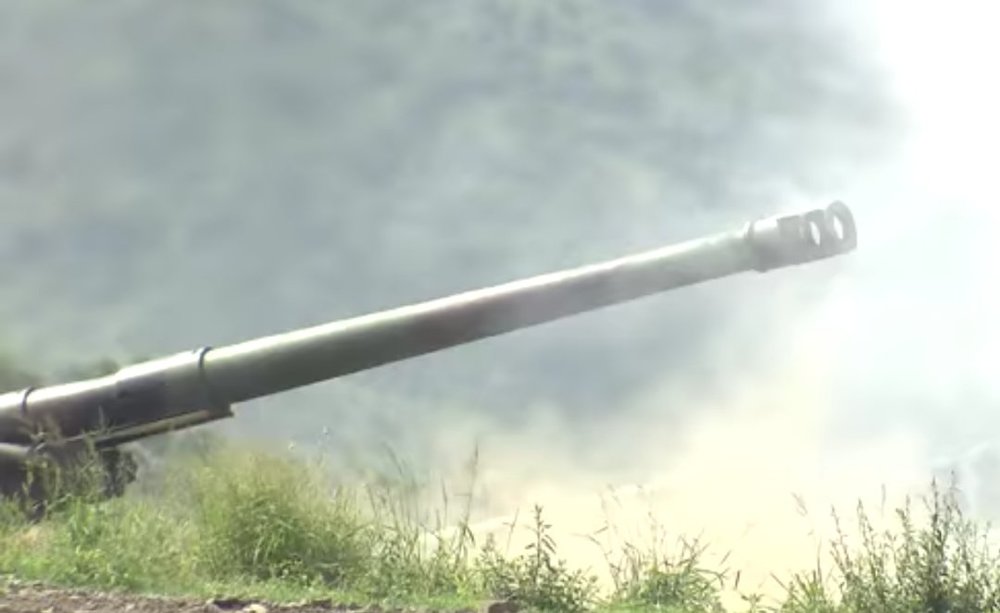 Canyon-missiles