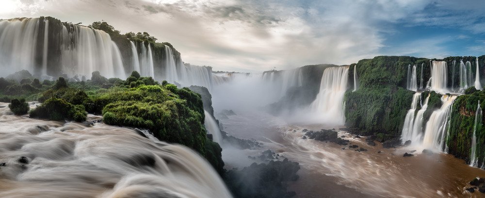 IGUAZU FALLS PANORAMIC
