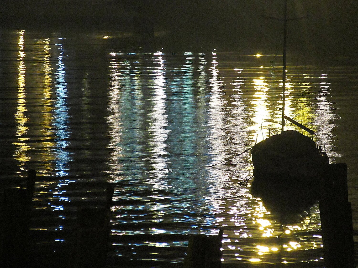 Velero en penumbras