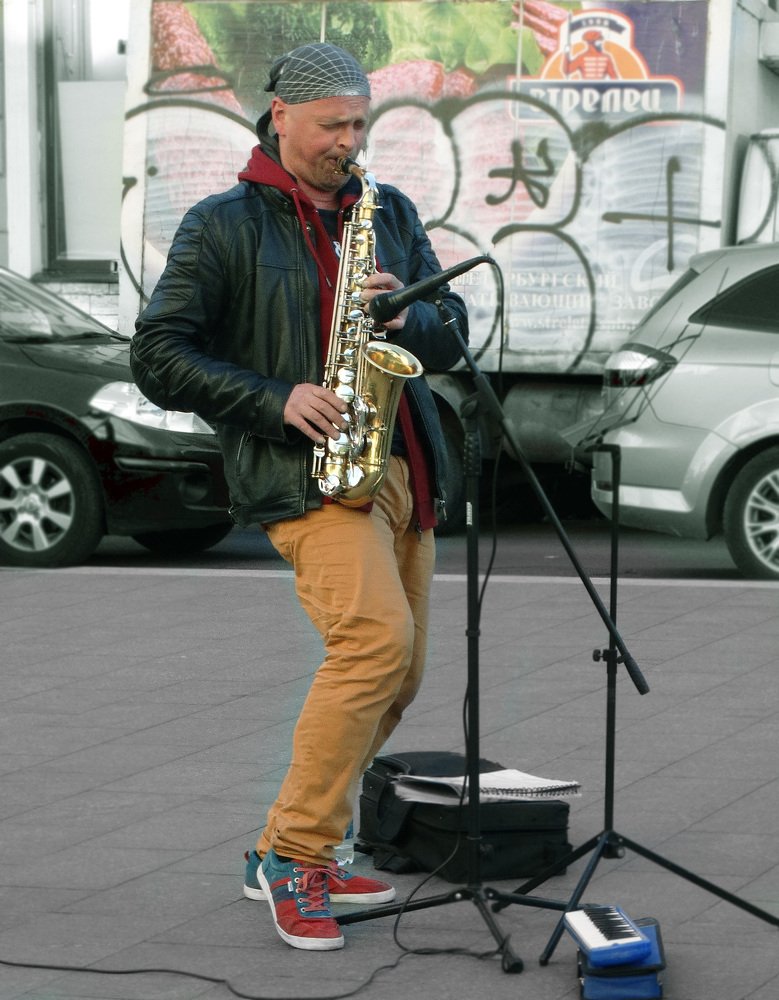 саксофонист