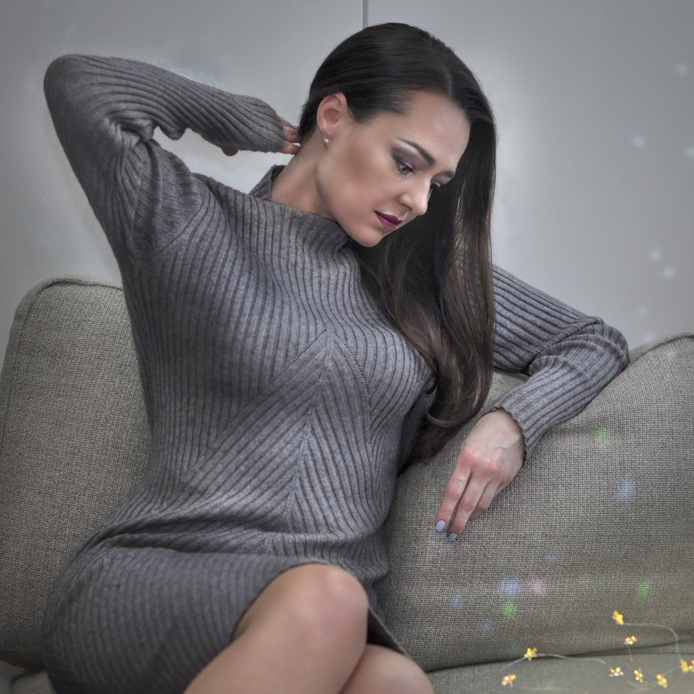 portrait in grey dress