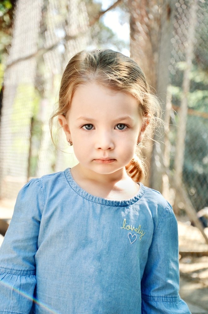 Взрослый взгляд