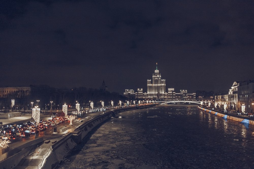 Жизнь ночного города