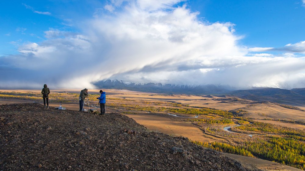 Далеко в горах...