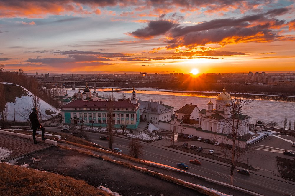 Проводить солнце