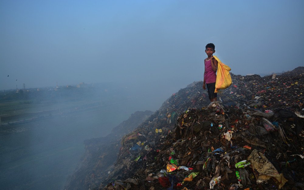 A real hero of garbage area
