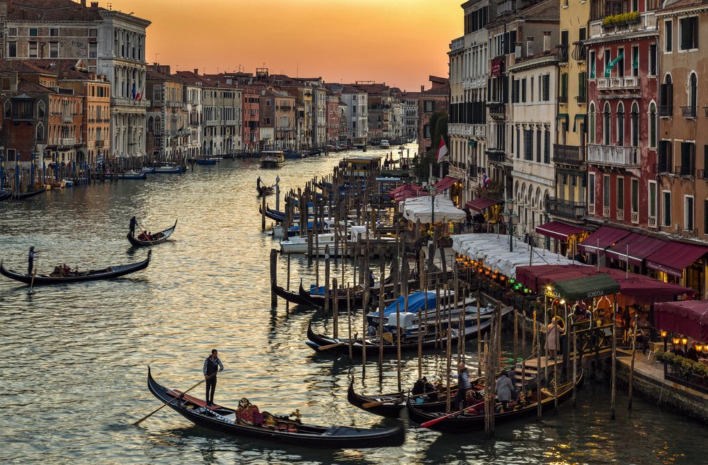 The vibrant great channel