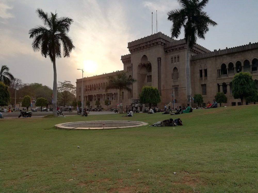 Arts college biilding