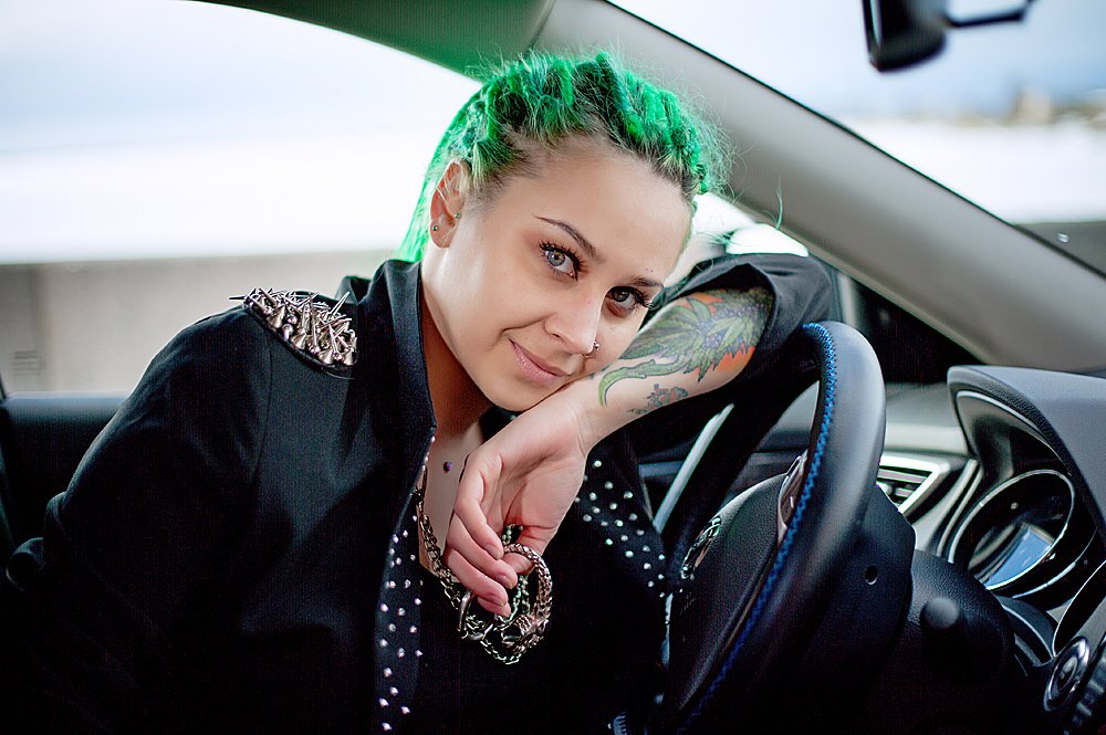 Дерзкая за рулем